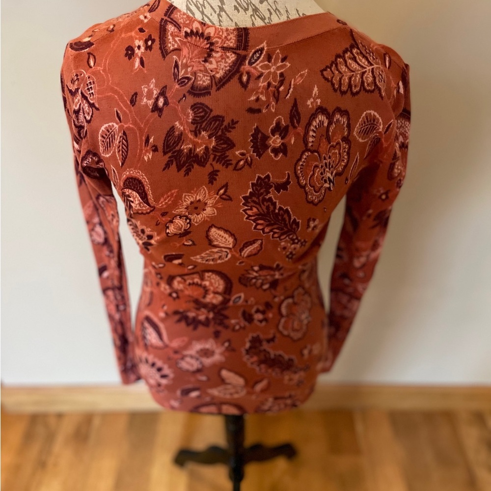 Loft Sweater - Picture 3 of 5